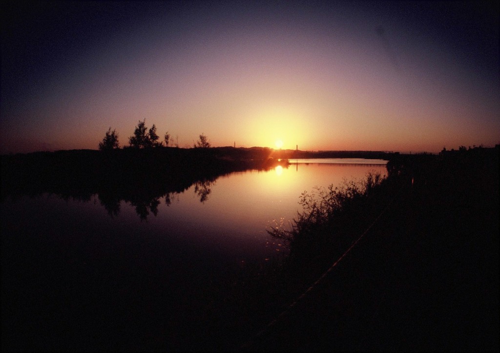 Sunset(Nikon U/Tamron 28-75mm f2.5/Velvia100F)