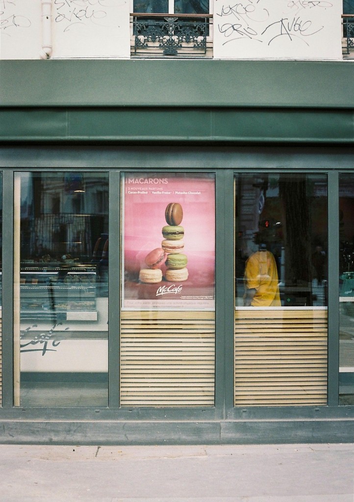 Macaron at McDonald's in Paris(SP2/SMC 55mm f1.8/Portra400)